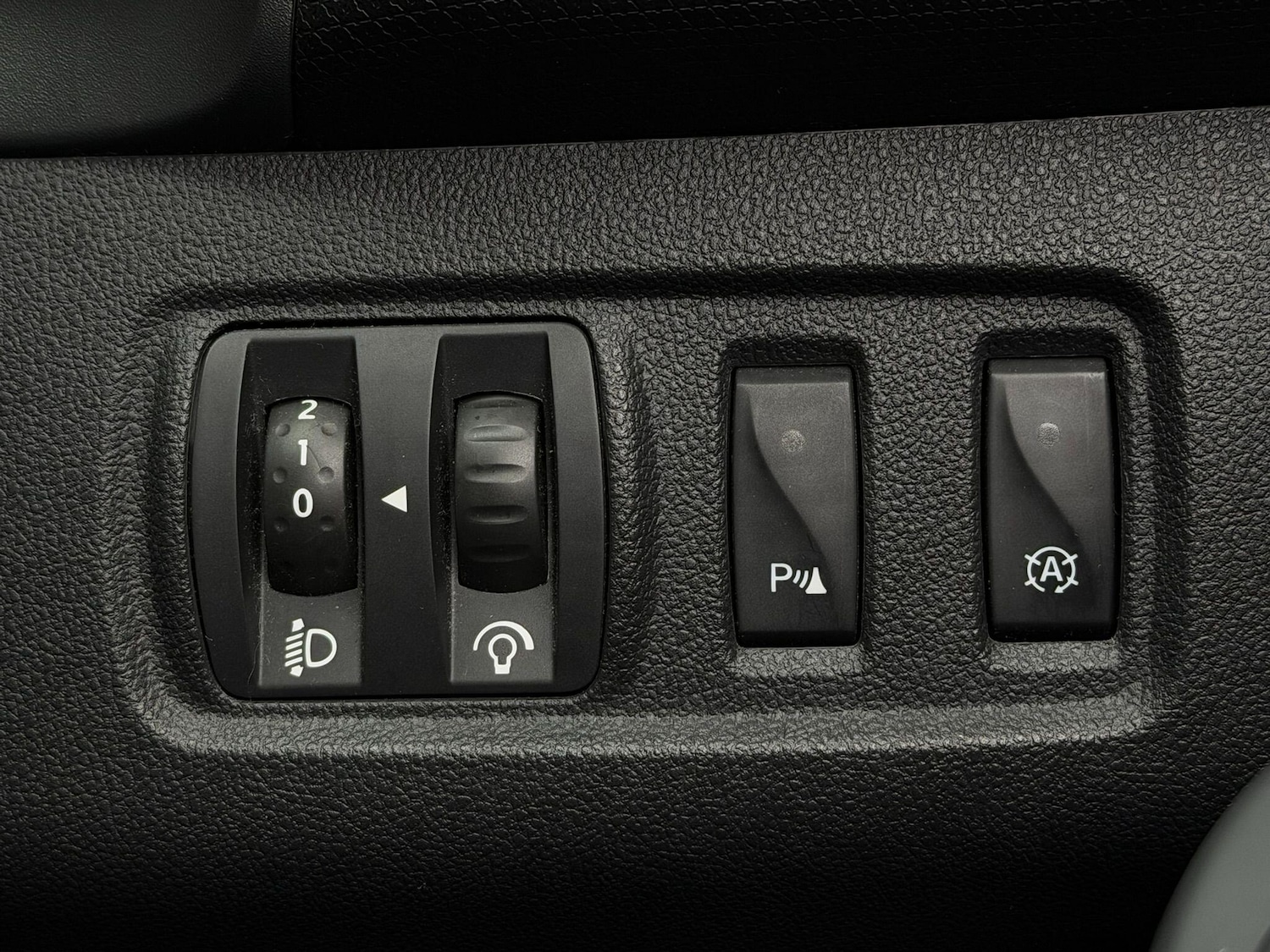 Used Renault Clio 2016 for sale - 77054014: Photo 24