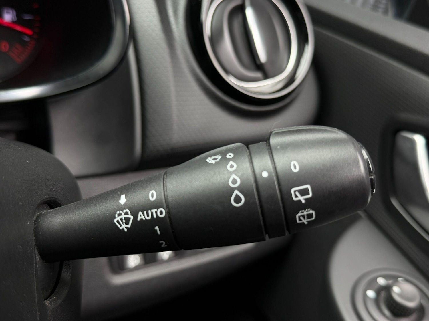 Used Renault Clio 2016 for sale - 77054014: Photo 26