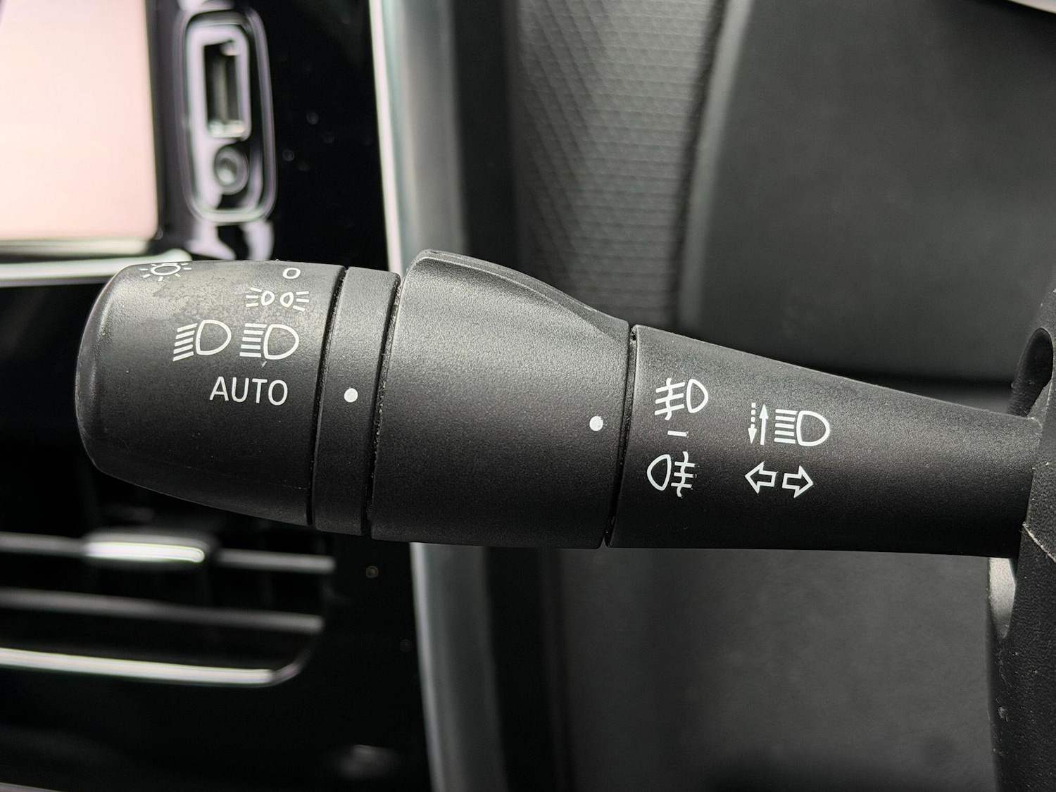 Used Renault Clio 2016 for sale - 77054014: Photo 27