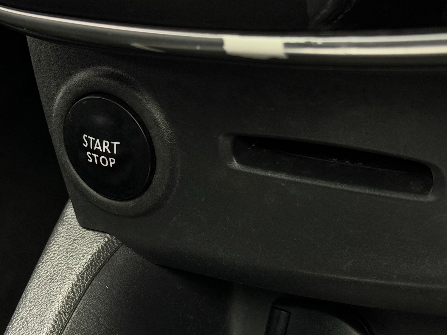 Used Renault Clio 2016 for sale - 77054014: Photo 31