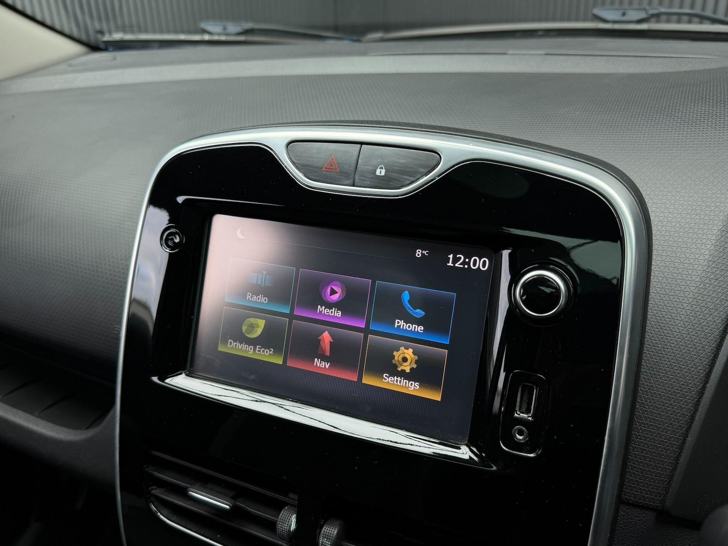 Used Renault Clio 2016 for sale - 77054014: Photo 37