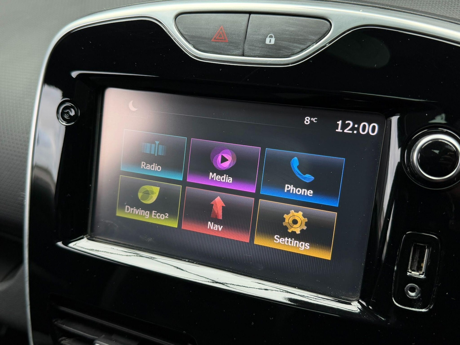 Used Renault Clio 2016 for sale - 77054014: Photo 38