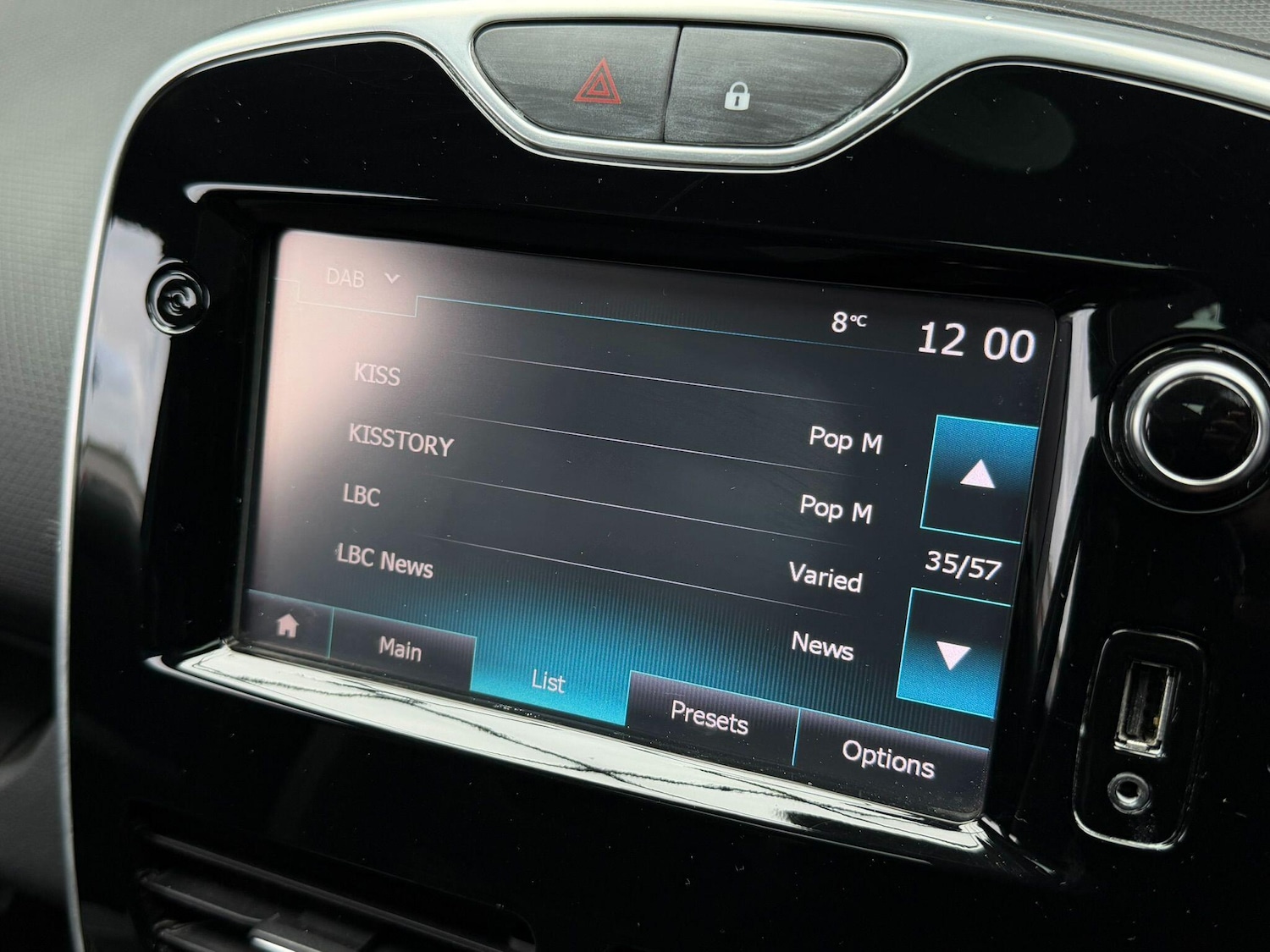 Used Renault Clio 2016 for sale - 77054014: Photo 39