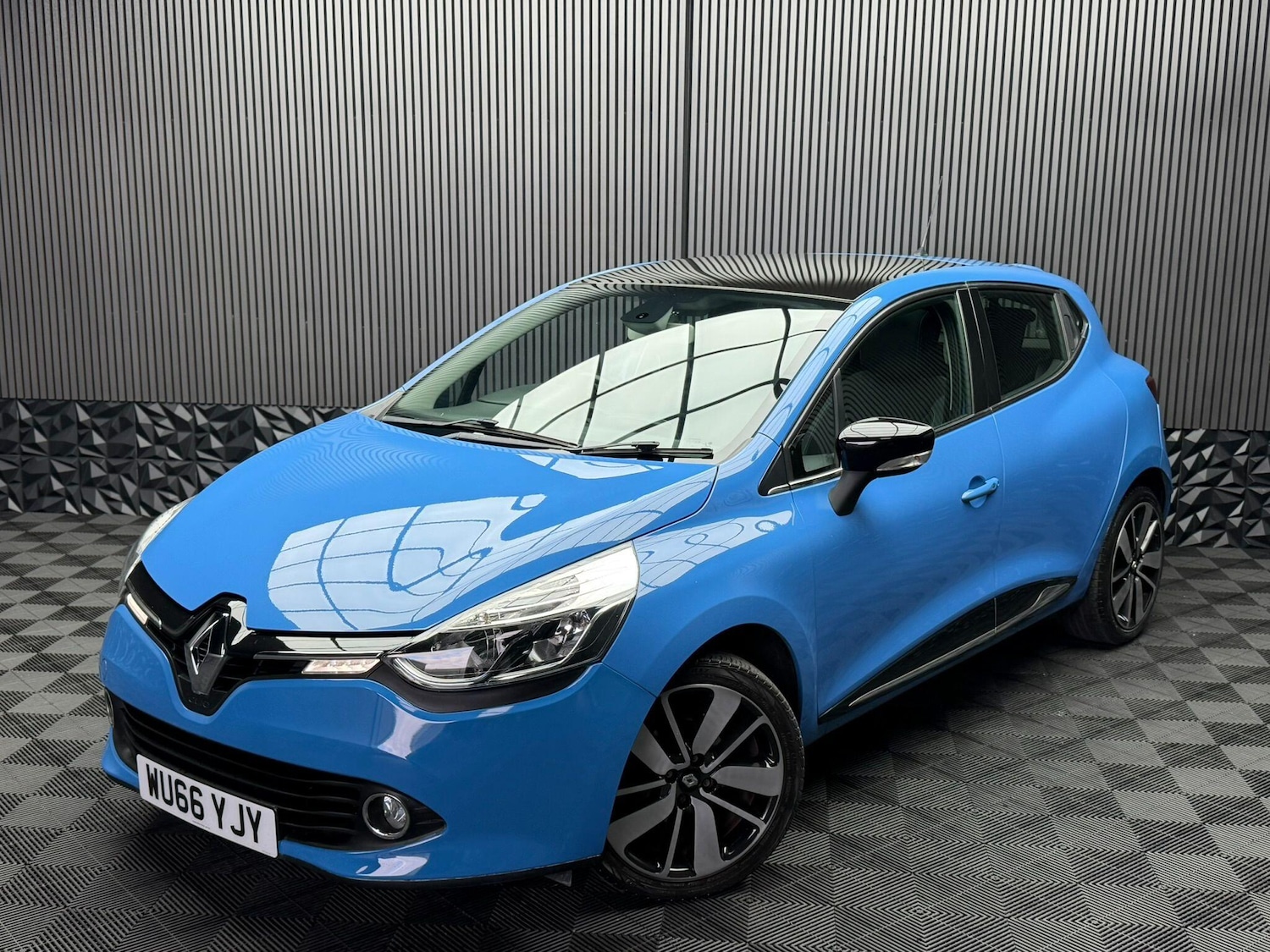 Used Renault Clio 2016 for sale - 77054014: Photo 4