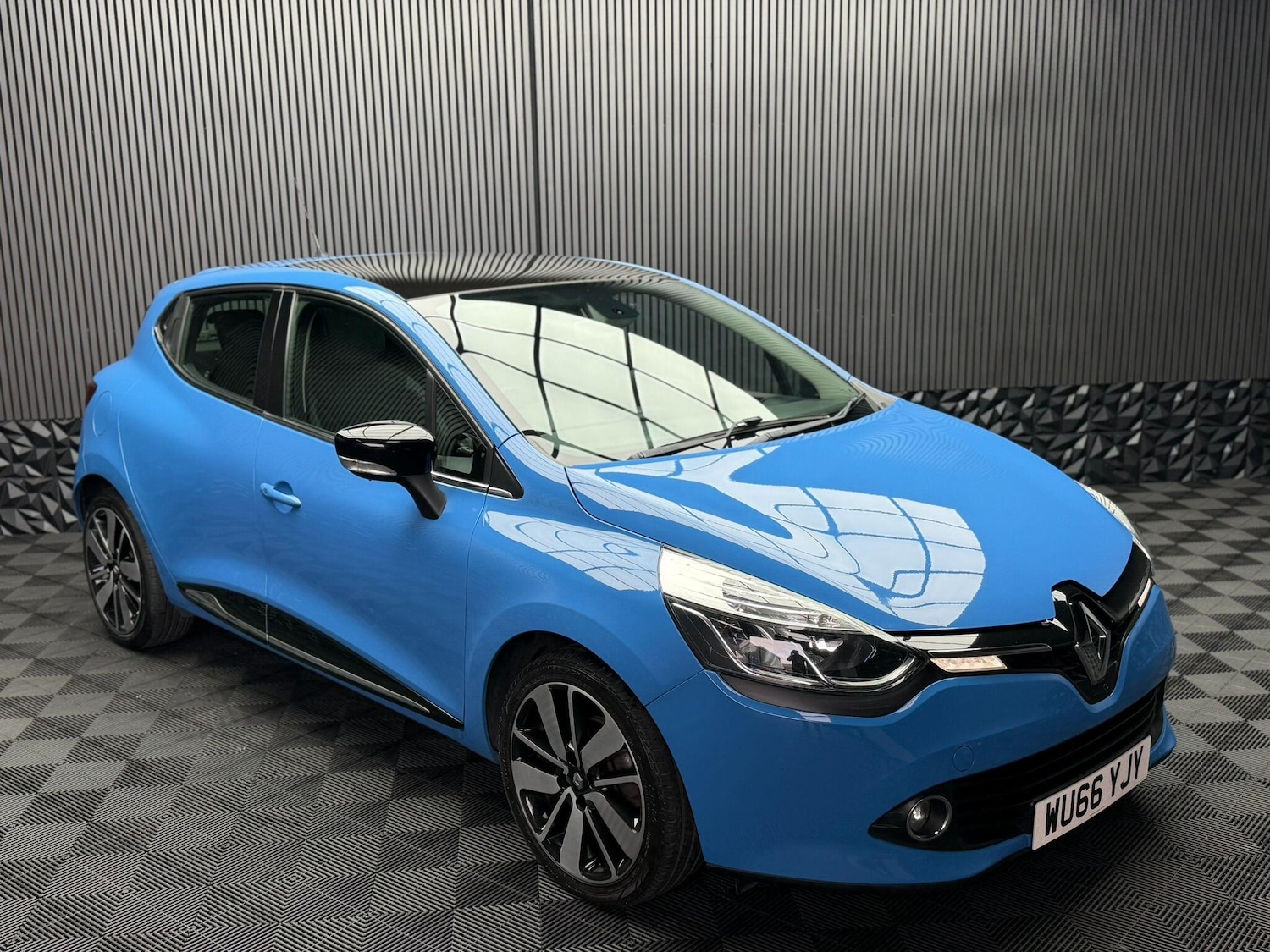 Used Renault Clio 2016 for sale - 77054014: Photo 9
