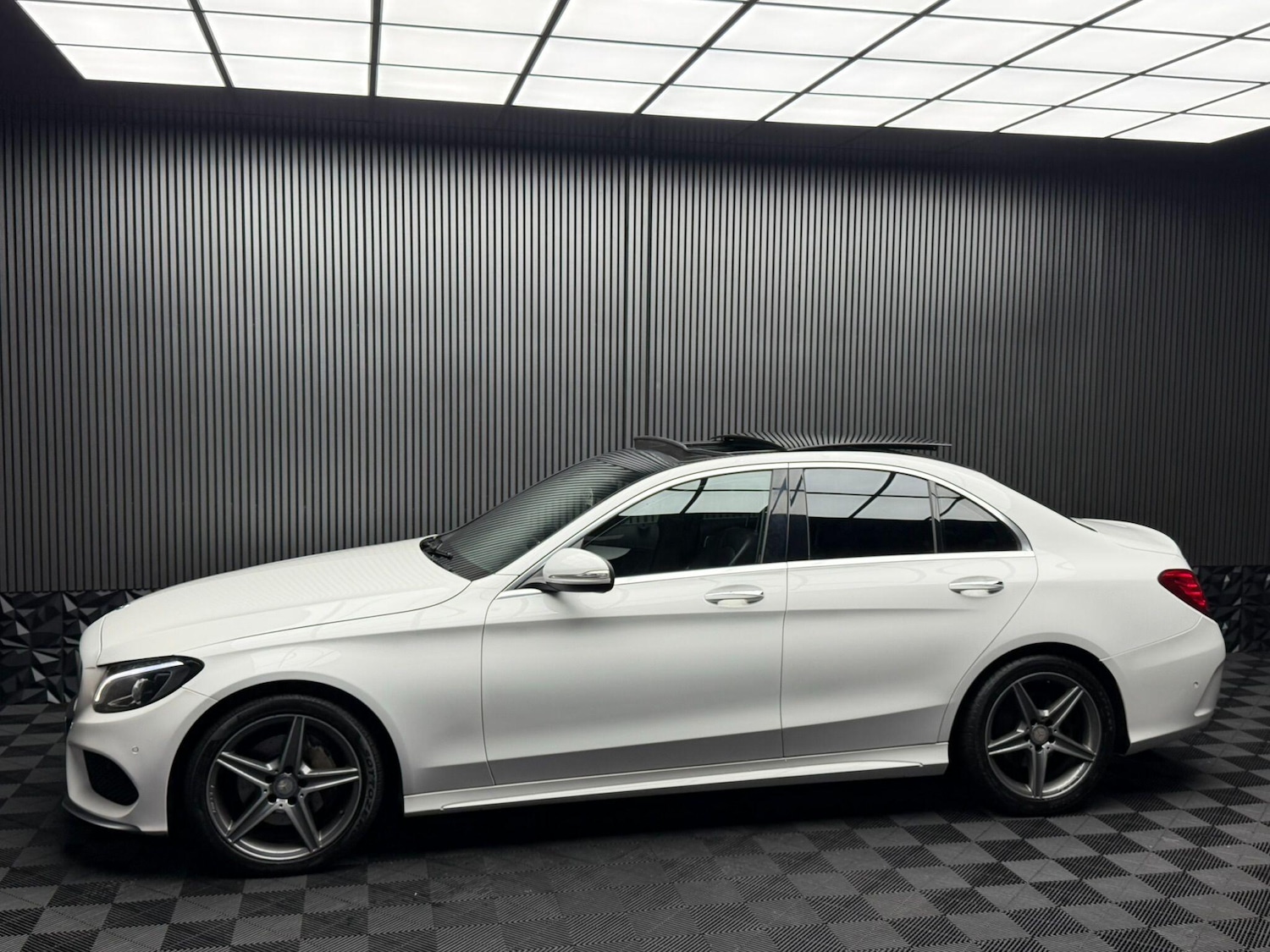 Used Mercedes-Benz C Class 2014 for sale - 77377339: Photo 12