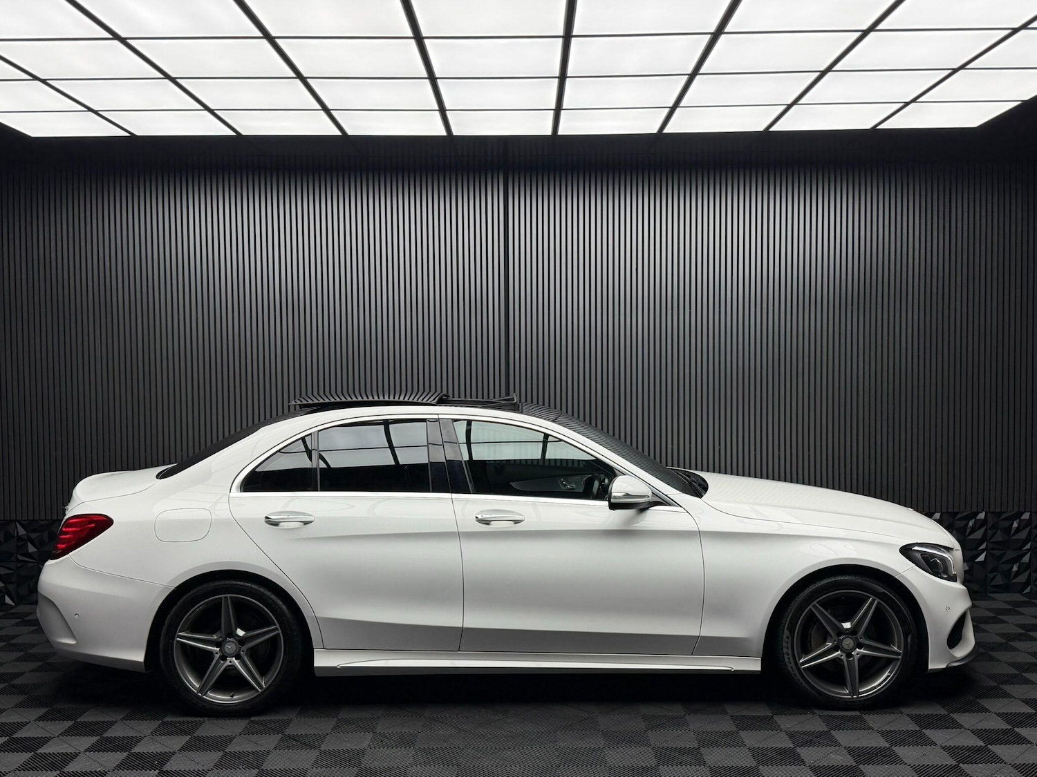 Used Mercedes-Benz C Class 2014 for sale - 77377339: Photo 14