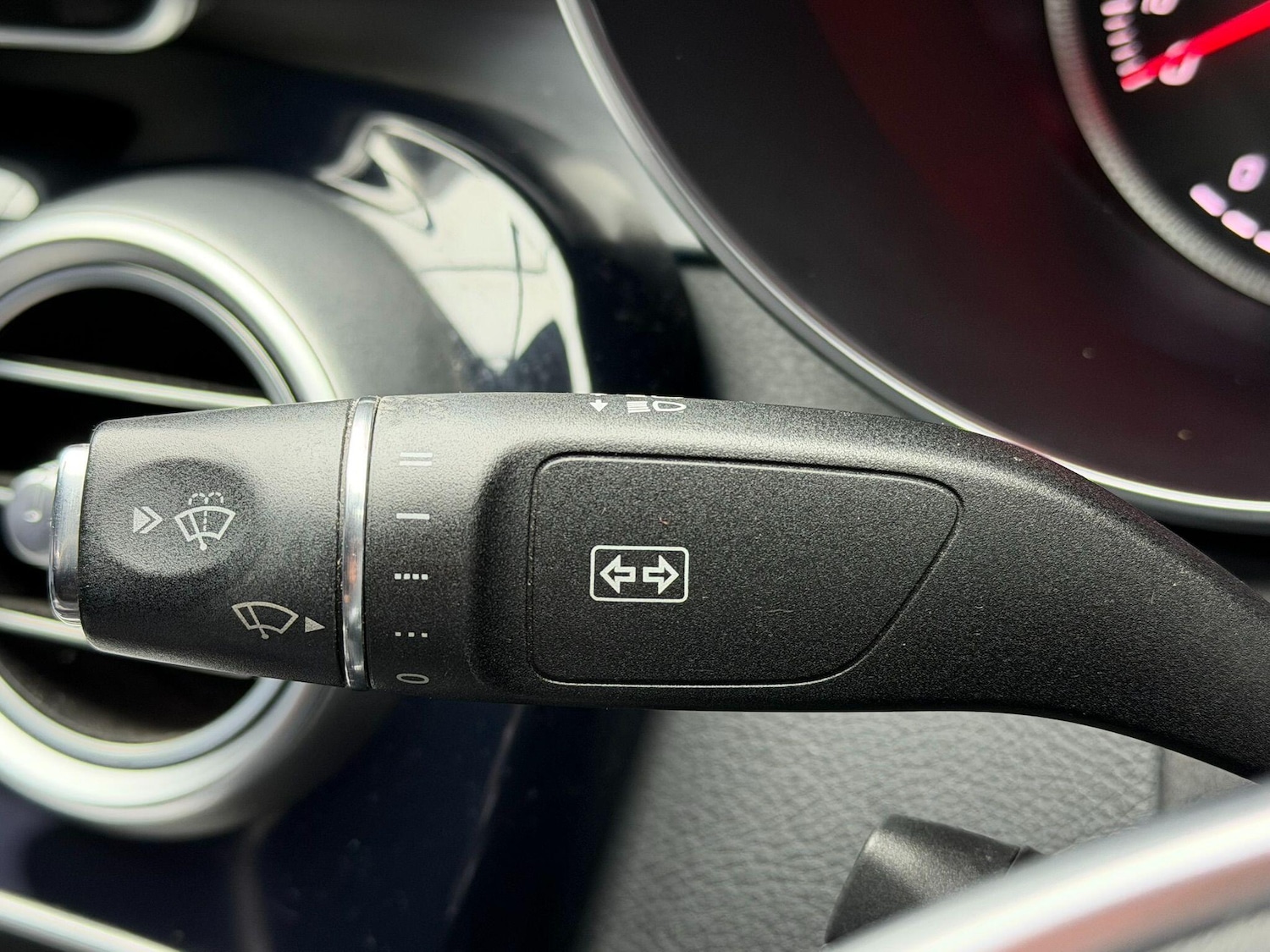 Used Mercedes-Benz C Class 2014 for sale - 77377339: Photo 24