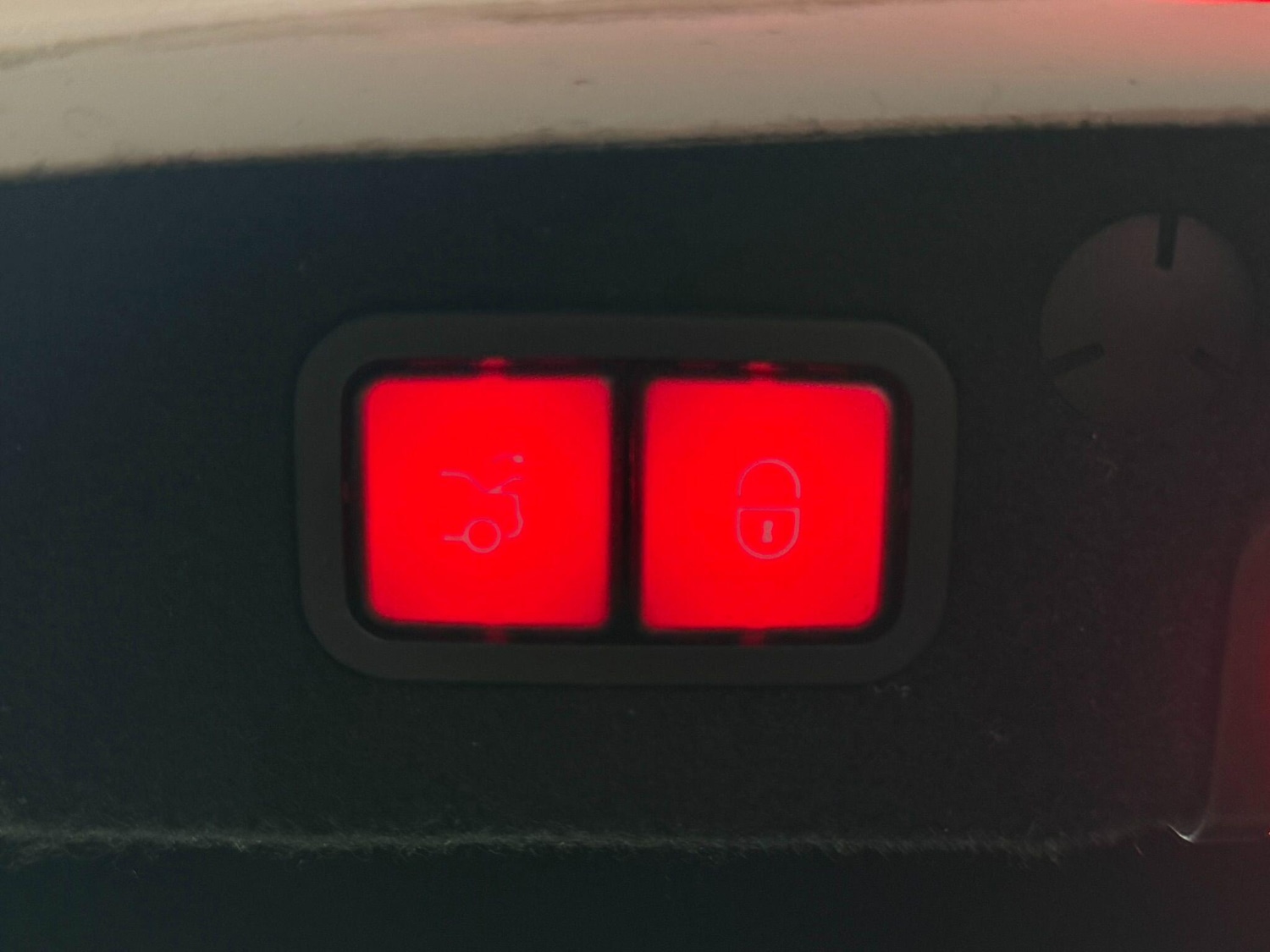 Used Mercedes-Benz C Class 2014 for sale - 77377339: Photo 48