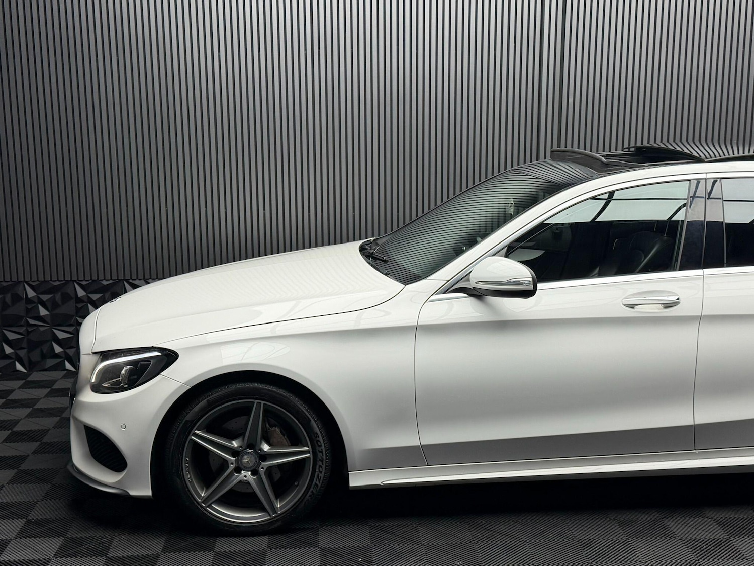 Used Mercedes-Benz C Class 2014 for sale - 77377339: Photo 58