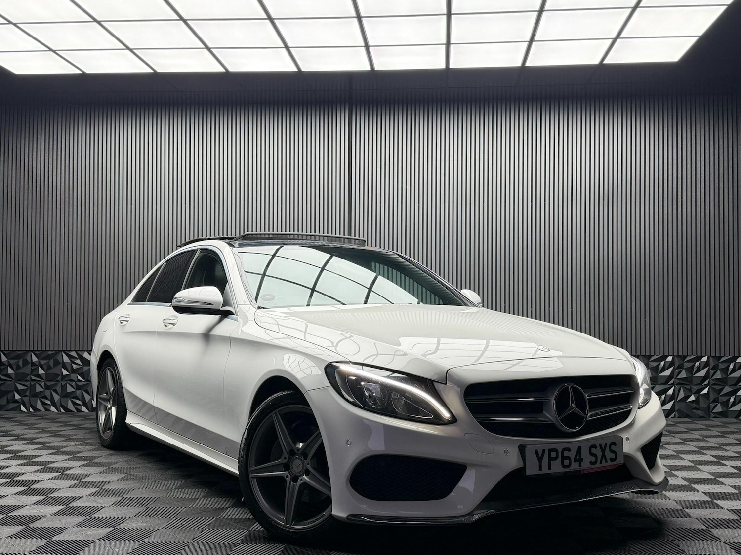 Used Mercedes-Benz C Class 2014 for sale - 77377339: Photo 7