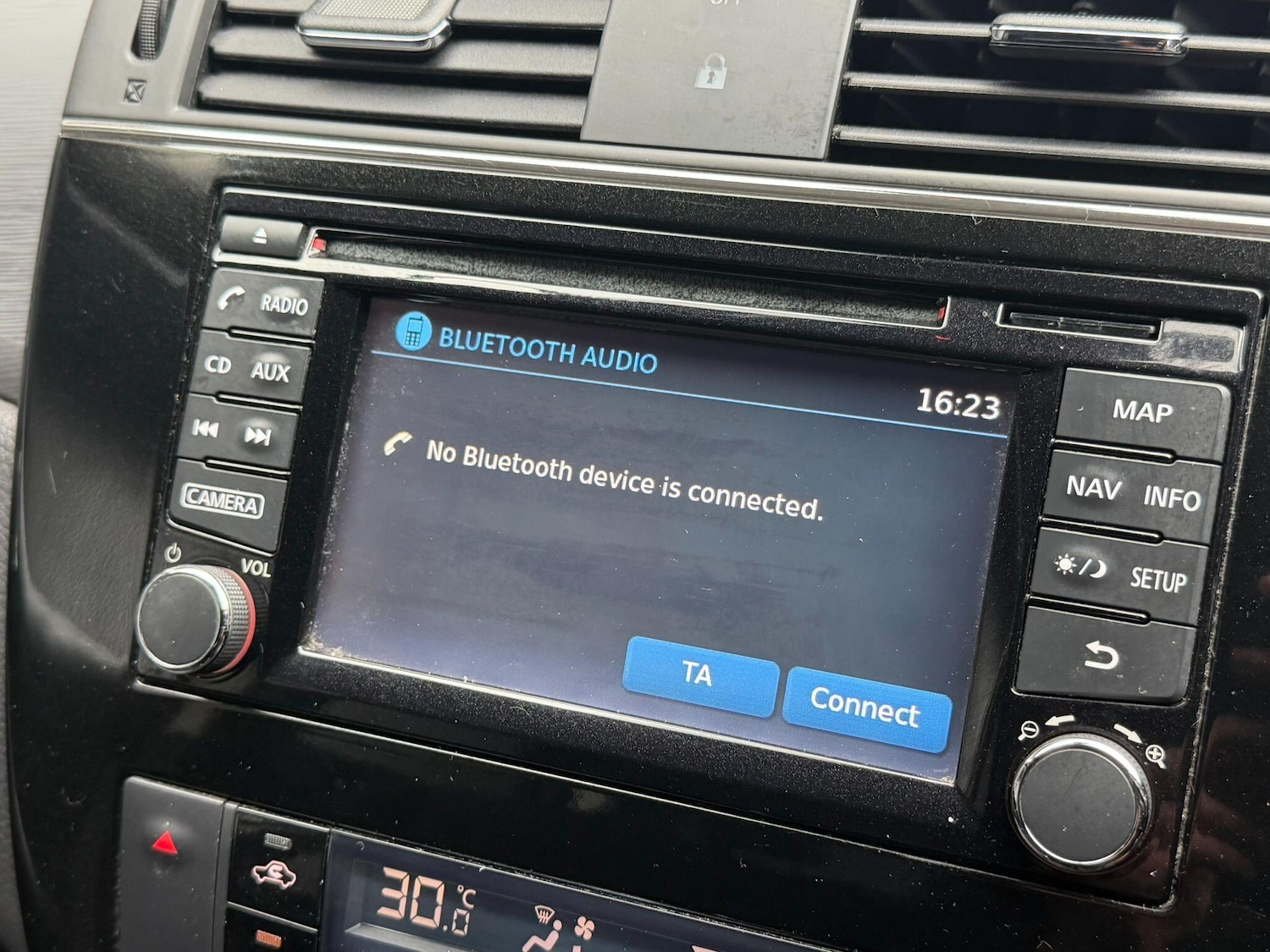 Used Nissan Pulsar 2015 for sale - 77646735: Photo 40