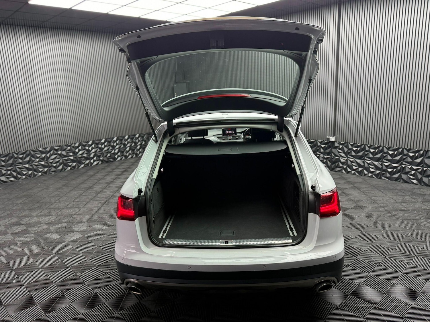 Used Audi A6 Allroad 2017 for sale - 76592002: Photo 66