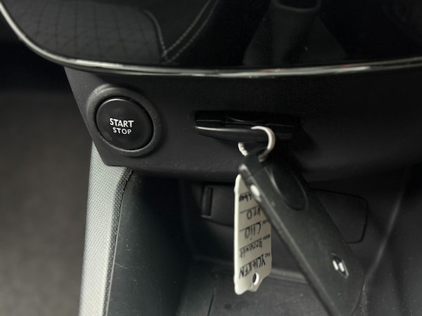 Used Renault Clio 2014 for sale - 76318168: Photo 29