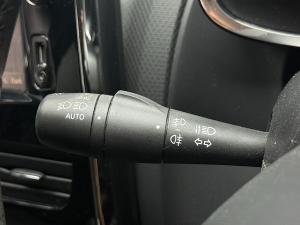 Used Renault Clio 2014 for sale - 76318168: Photo 36