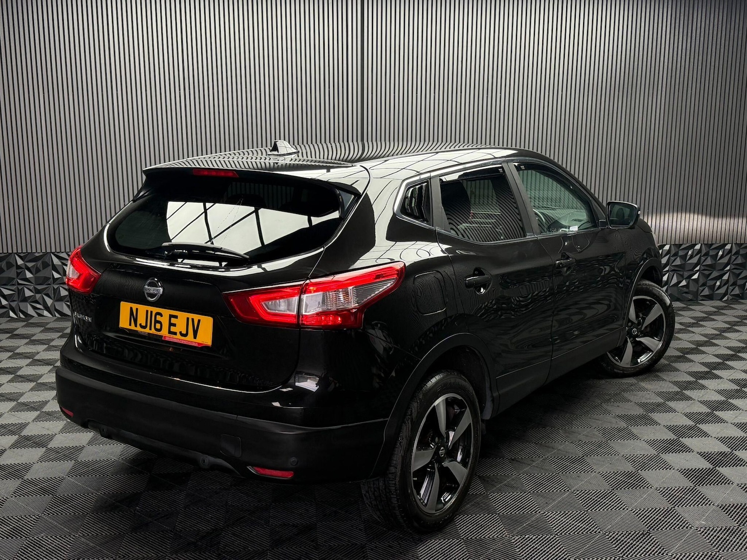 Used Nissan Qashqai 2016 for sale - 77646674: Photo 16