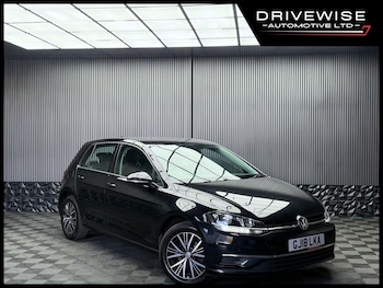 Used Volkswagen Golf 2018 for sale - 78923344: Photo