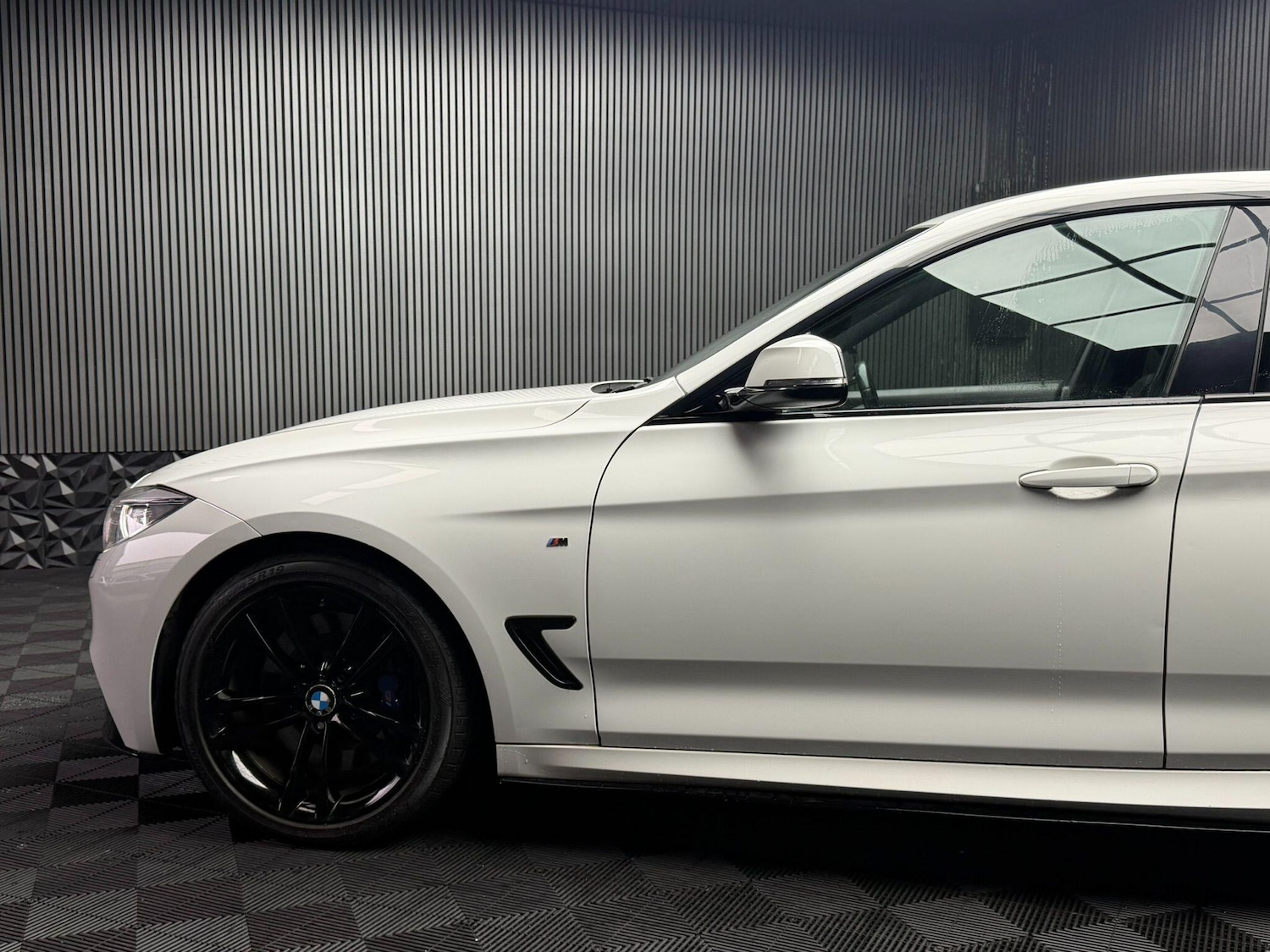 Used BMW 3 Series 2016 for sale - 77559987: Photo 13