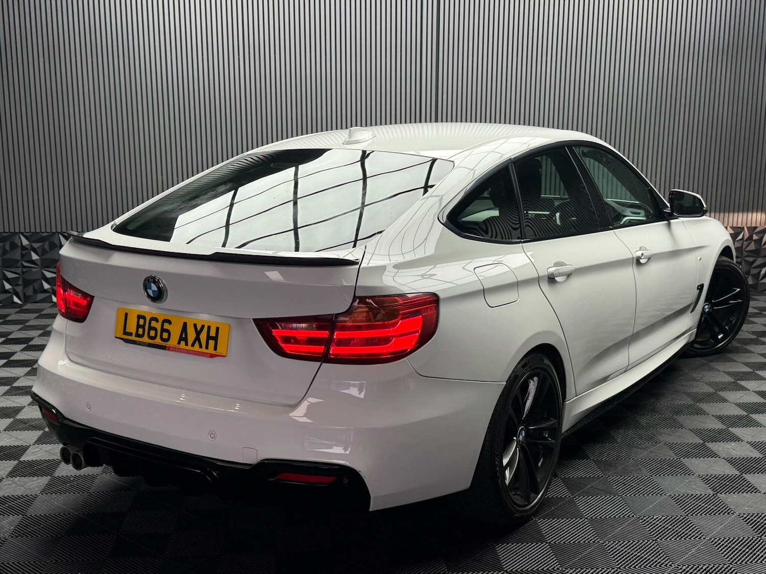 Used BMW 3 Series 2016 for sale - 77559987: Photo 18