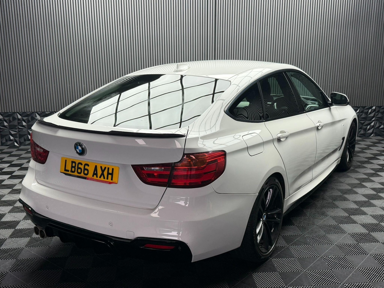 Used BMW 3 Series 2016 for sale - 77559987: Photo 19
