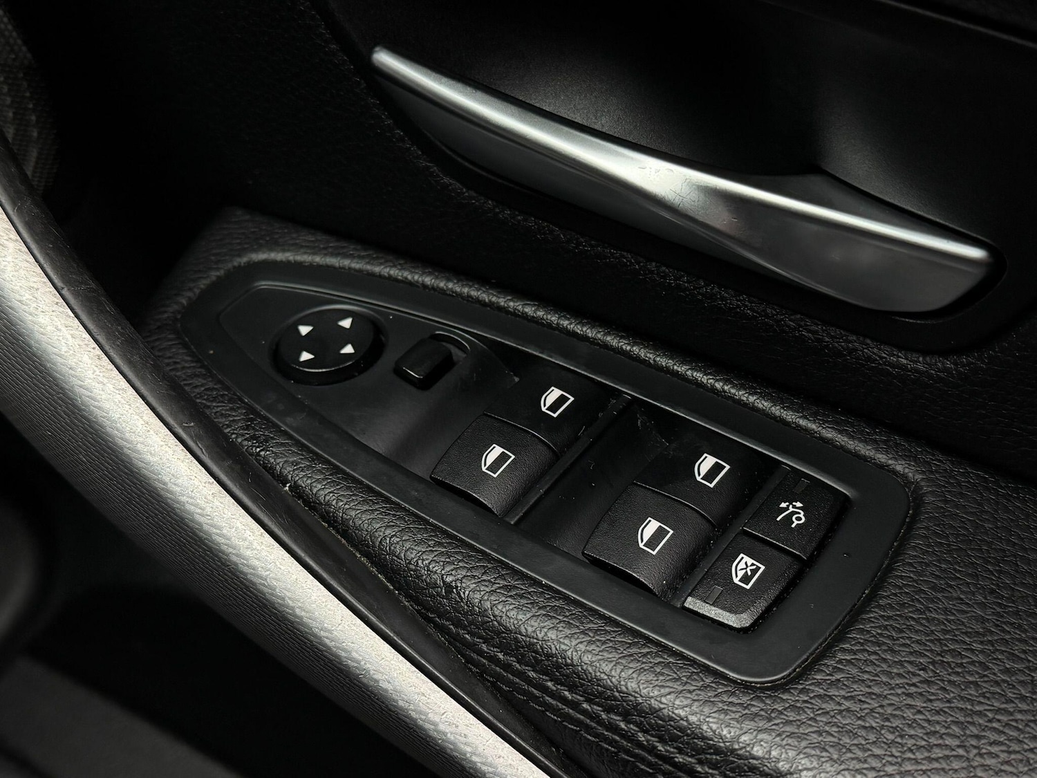 Used BMW 3 Series 2016 for sale - 77559987: Photo 25