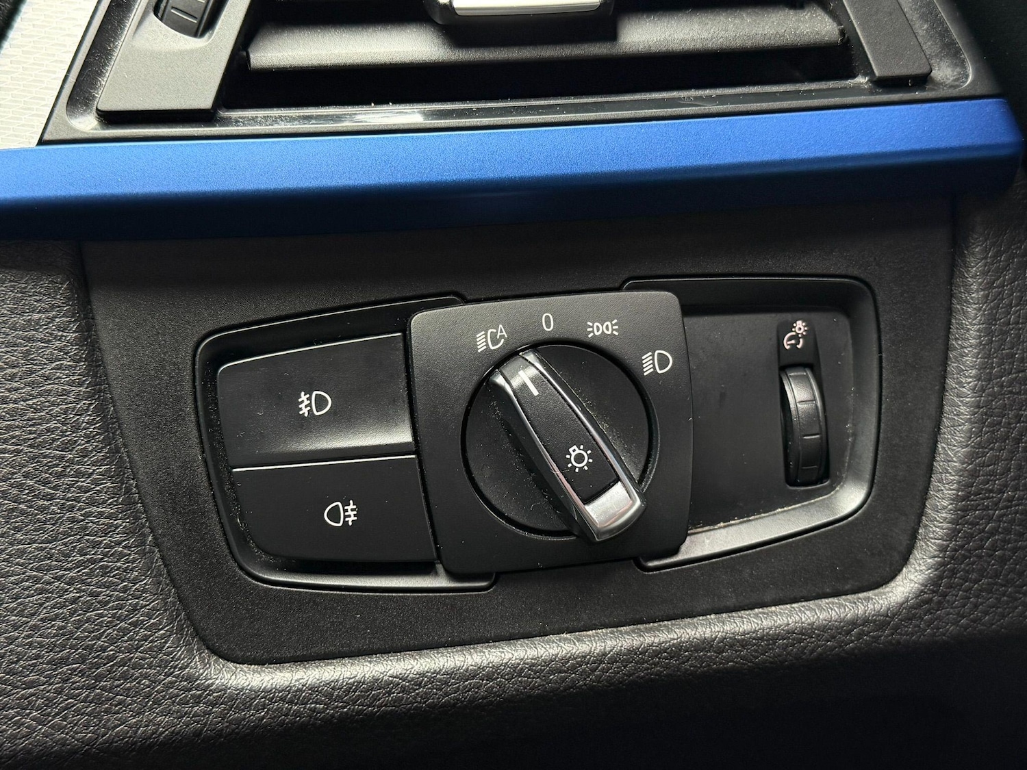 Used BMW 3 Series 2016 for sale - 77559987: Photo 26