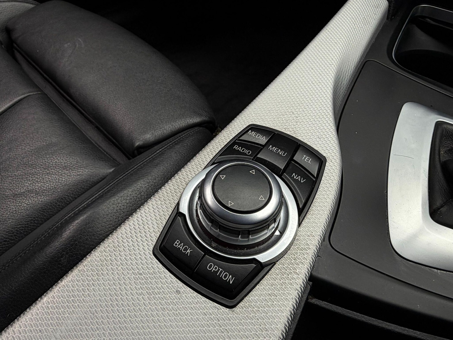 Used BMW 3 Series 2016 for sale - 77559987: Photo 32