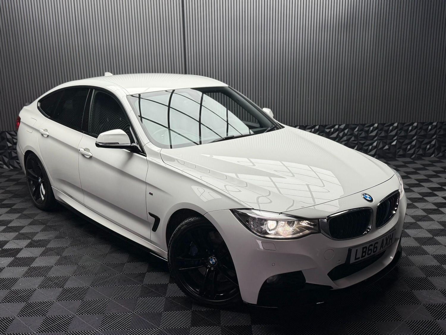 Used BMW 3 Series 2016 for sale - 77559987: Photo 6