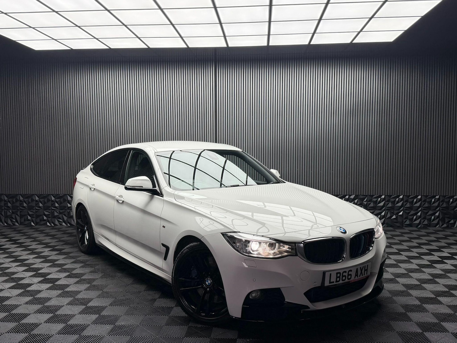 Used BMW 3 Series 2016 for sale - 77559987: Photo 8