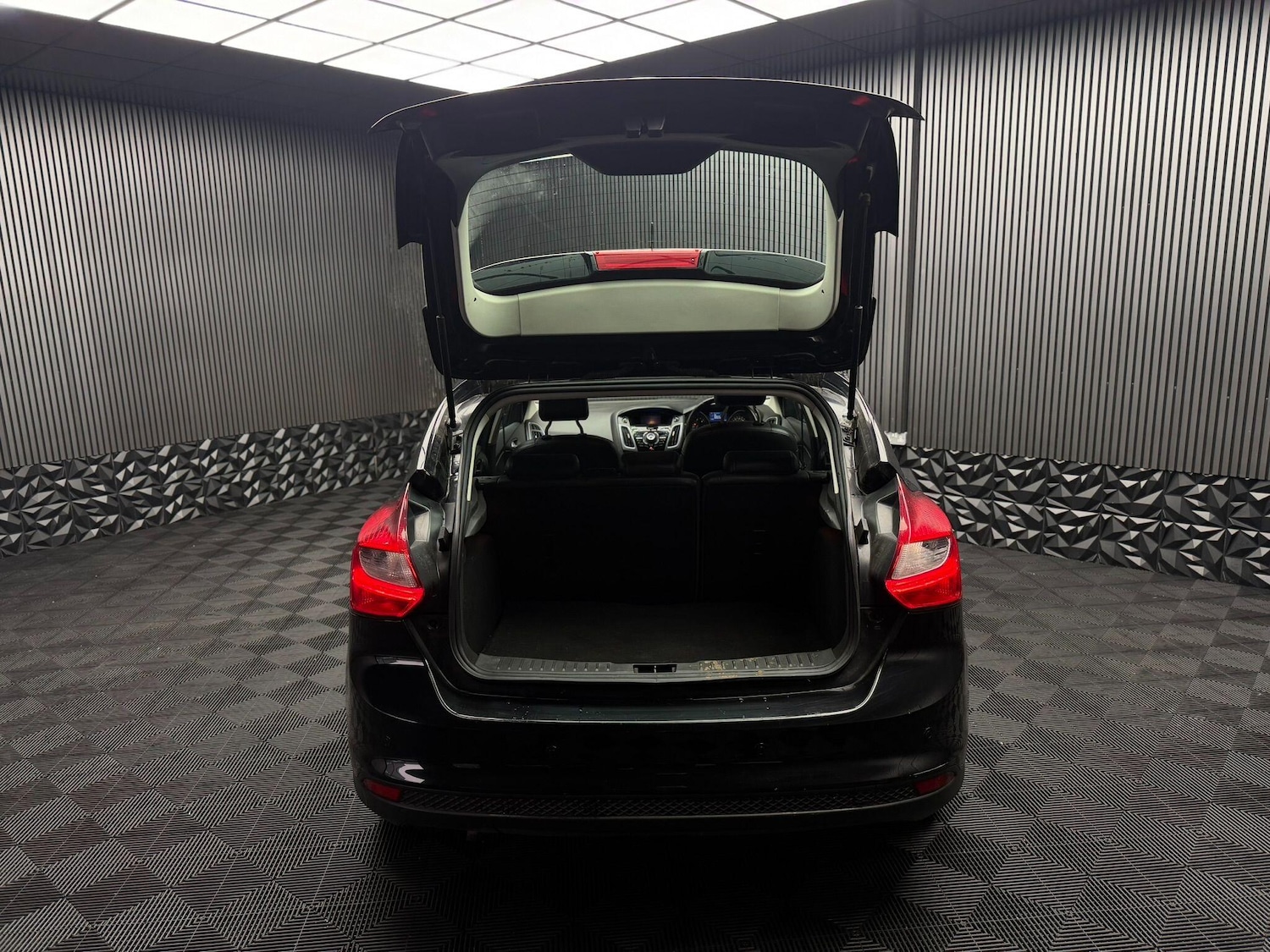 Used Ford Focus 2014 for sale - 77559234: Photo 44