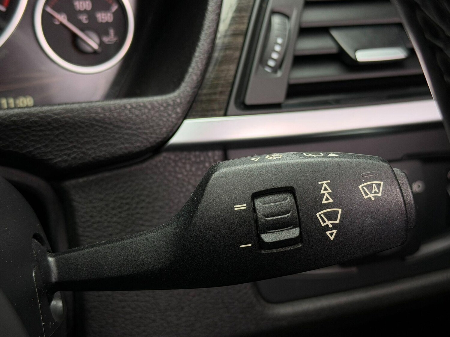 Used BMW 3 Series 2014 for sale - 77909337: Photo 37