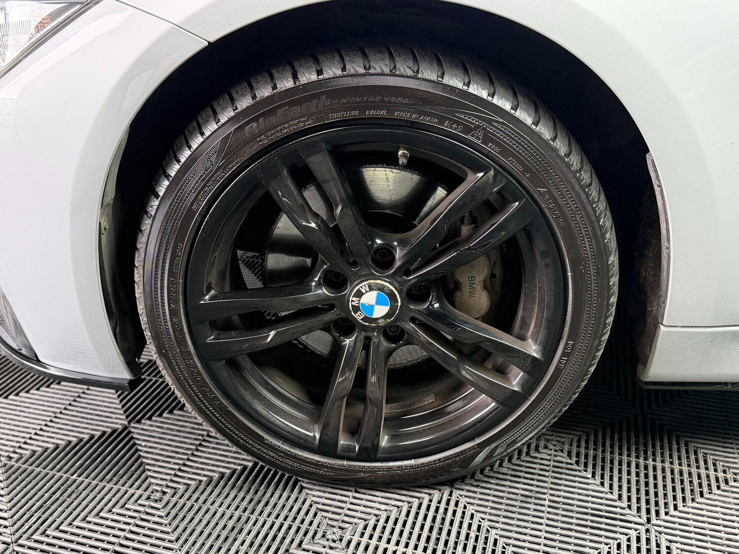 Used BMW 3 Series 2014 for sale - 77909337: Photo 46