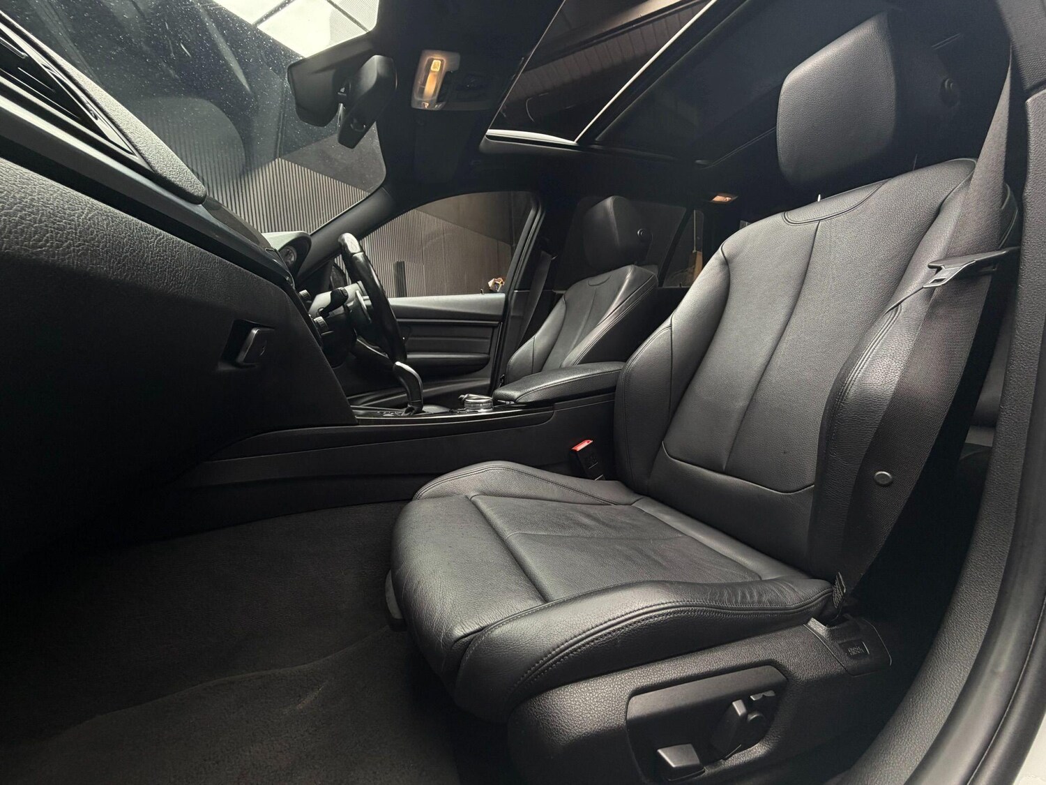 Used BMW 3 Series 2014 for sale - 77909337: Photo 77