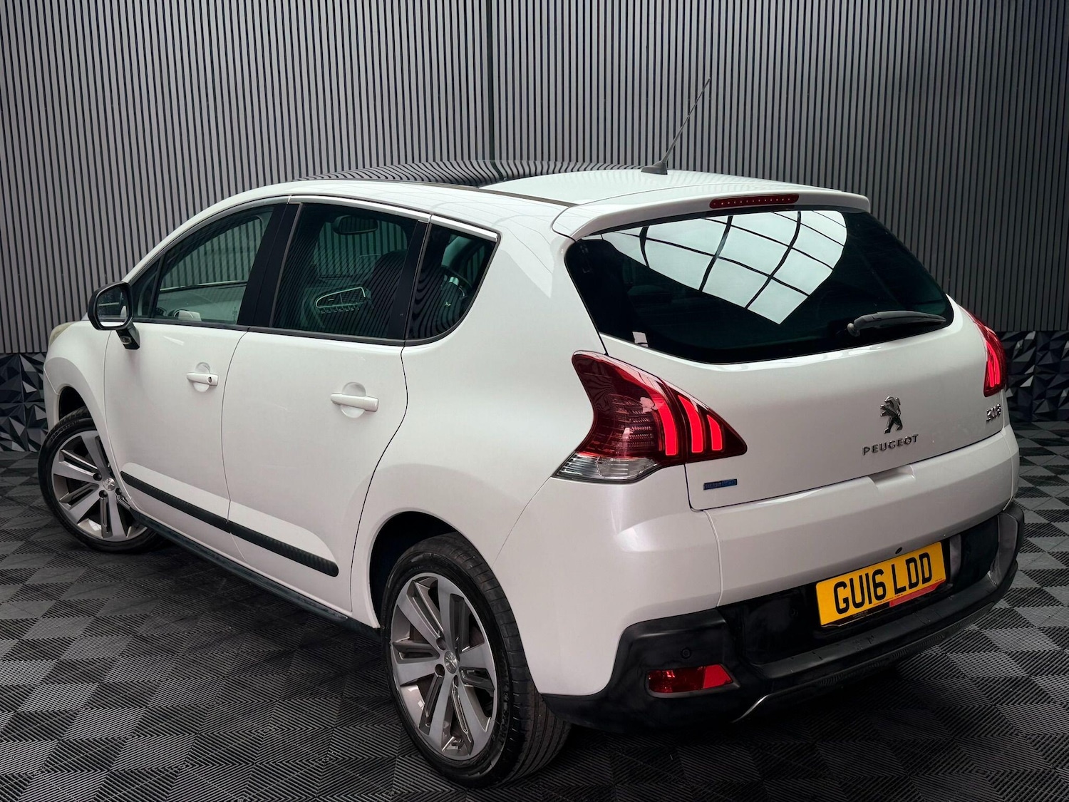 Used Peugeot 3008 for sale - 78135960: Photo 5