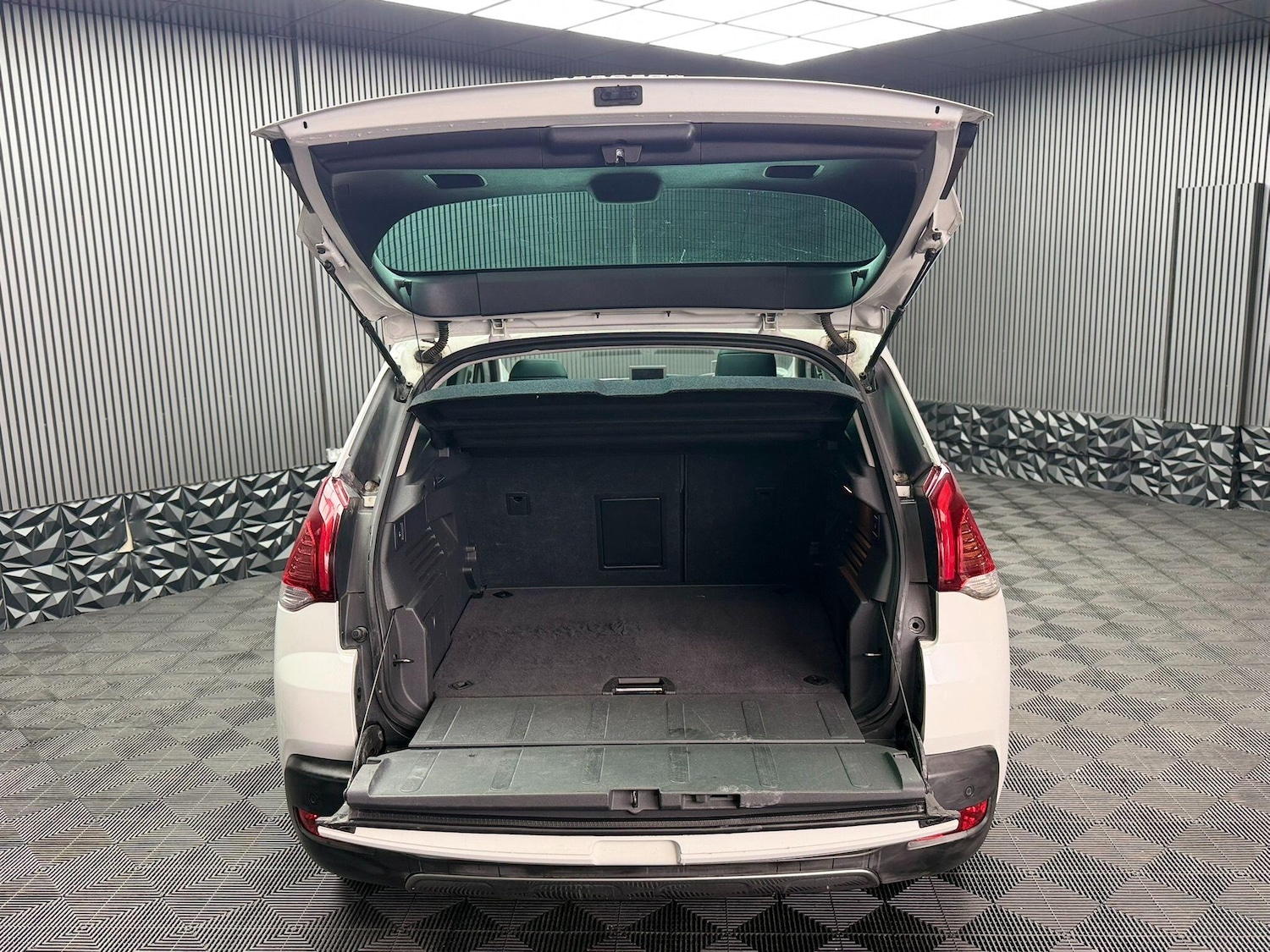 Used Peugeot 3008 for sale - 78135960: Photo 50