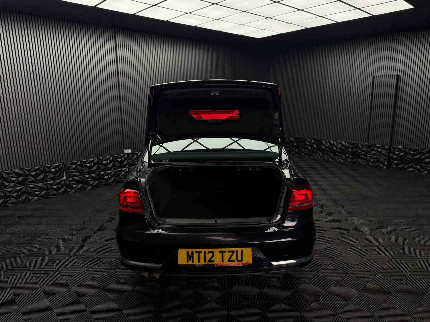 Used Volkswagen Passat 2012 for sale - 77909326: Photo 17