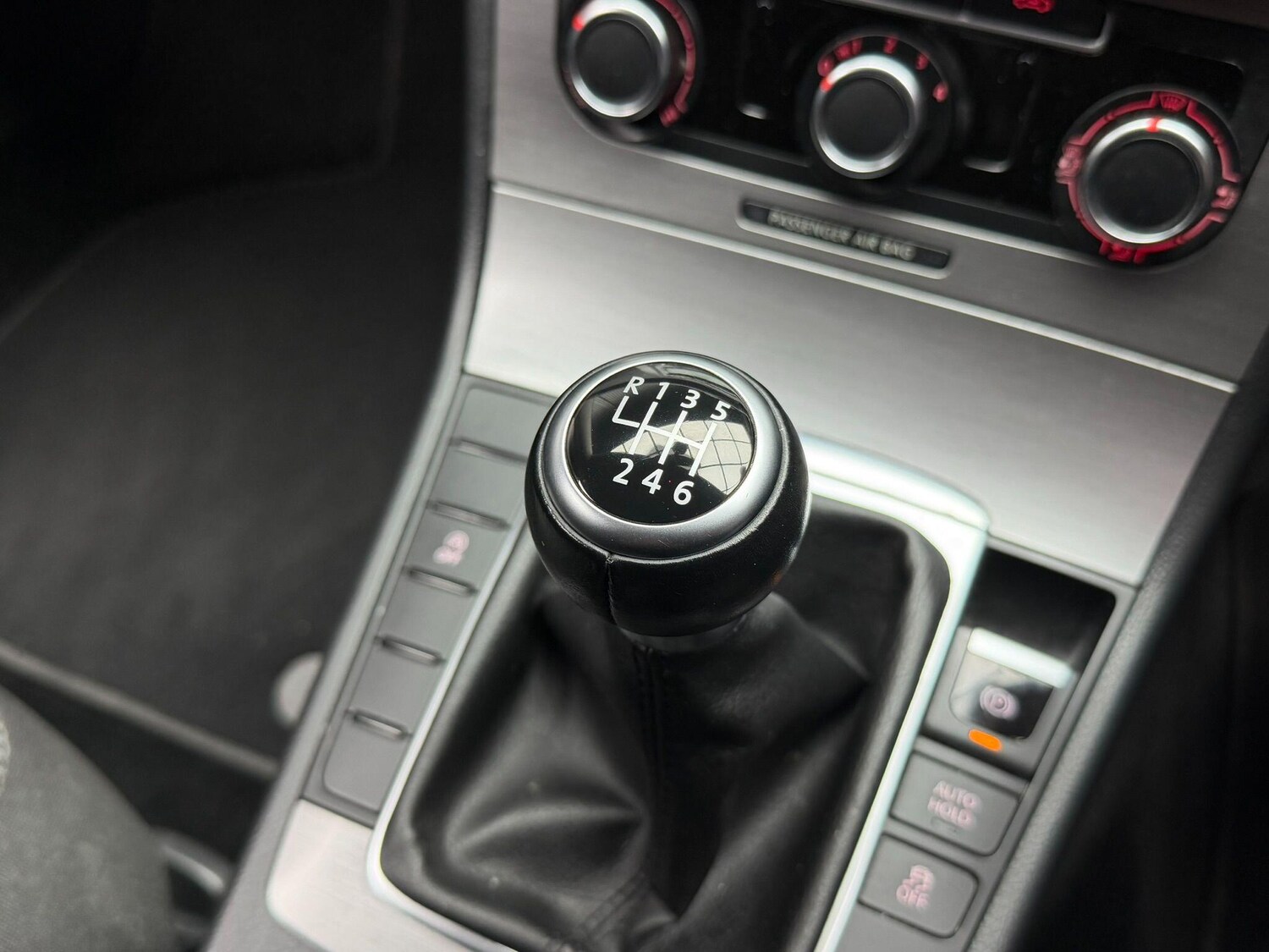 Used Volkswagen Passat 2012 for sale - 77909326: Photo 23