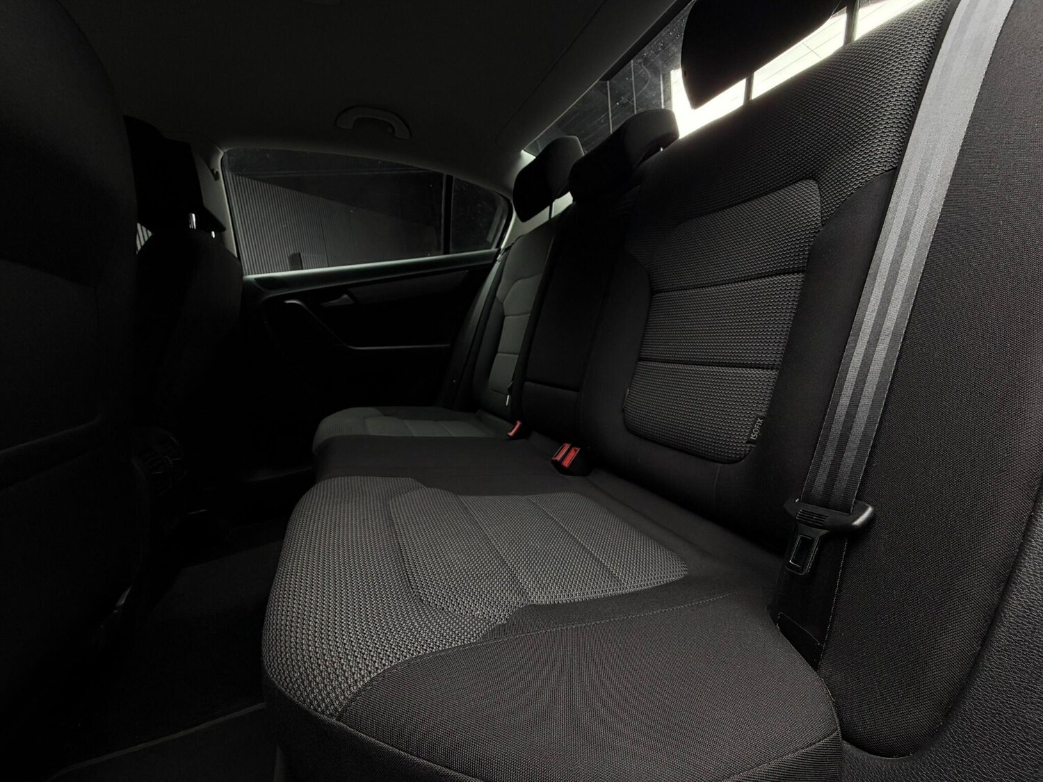 Used Volkswagen Passat 2012 for sale - 77909326: Photo 24