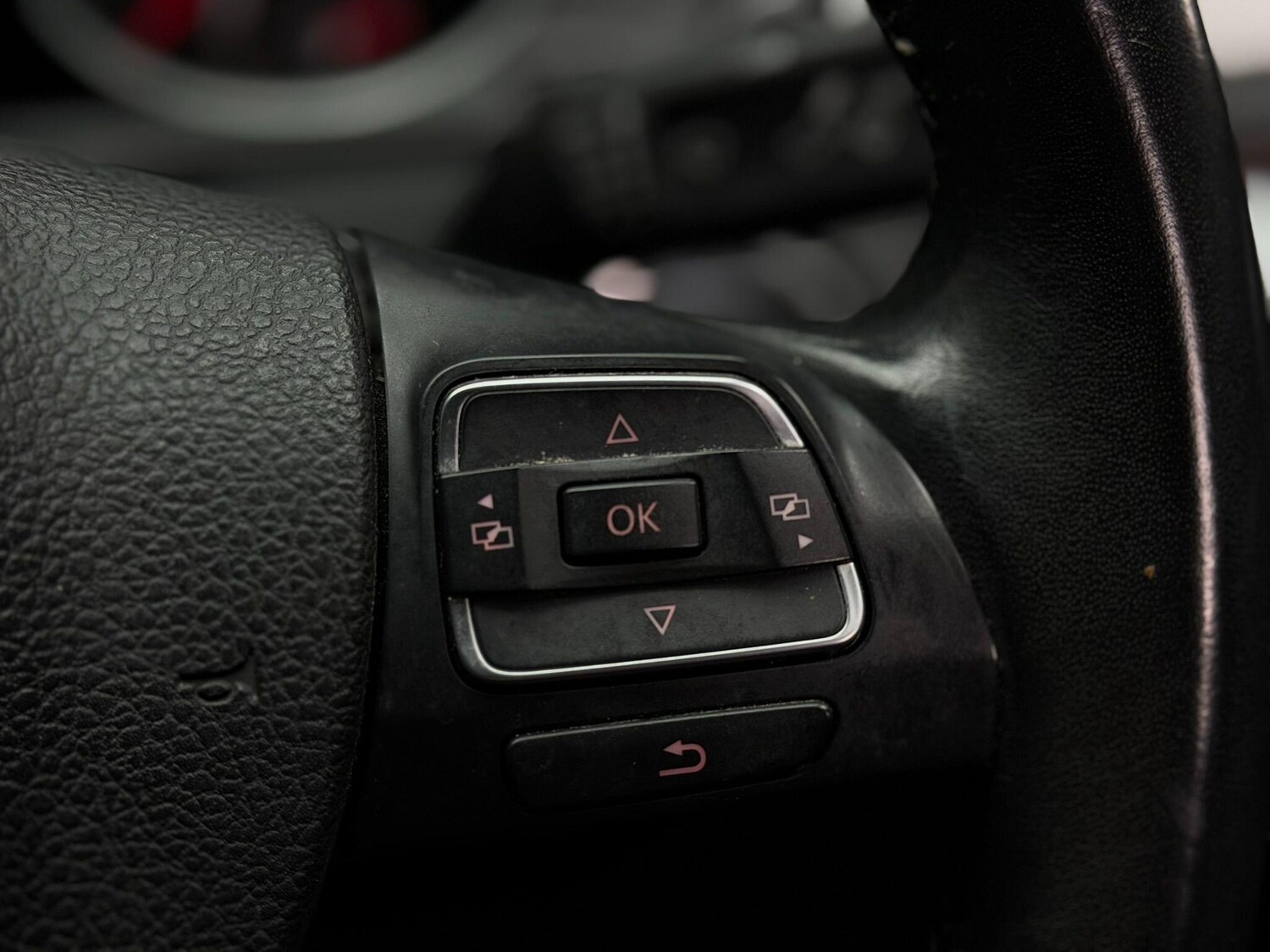 Used Volkswagen Passat 2012 for sale - 77909326: Photo 28