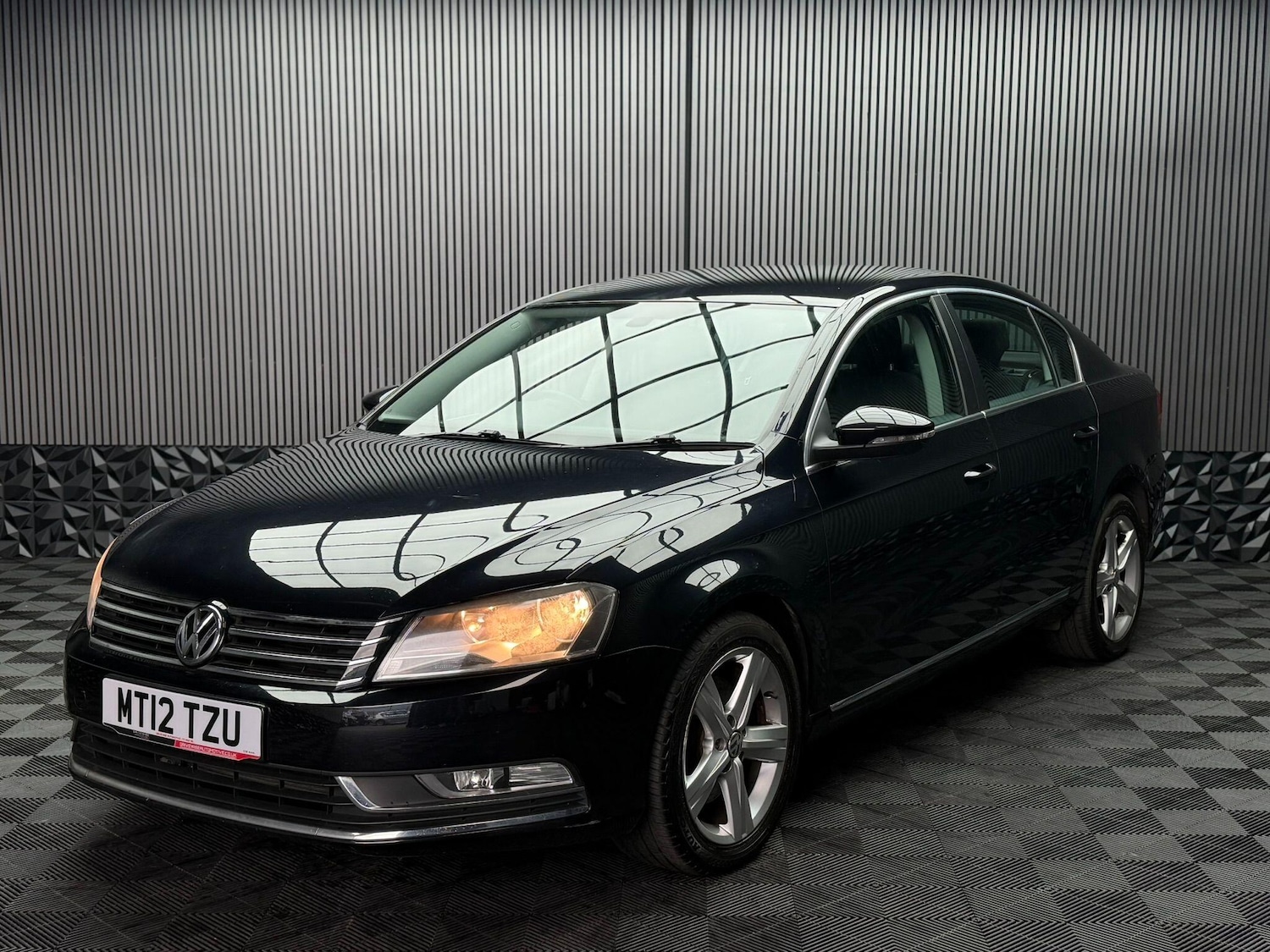 Used Volkswagen Passat 2012 for sale - 77909326: Photo 3