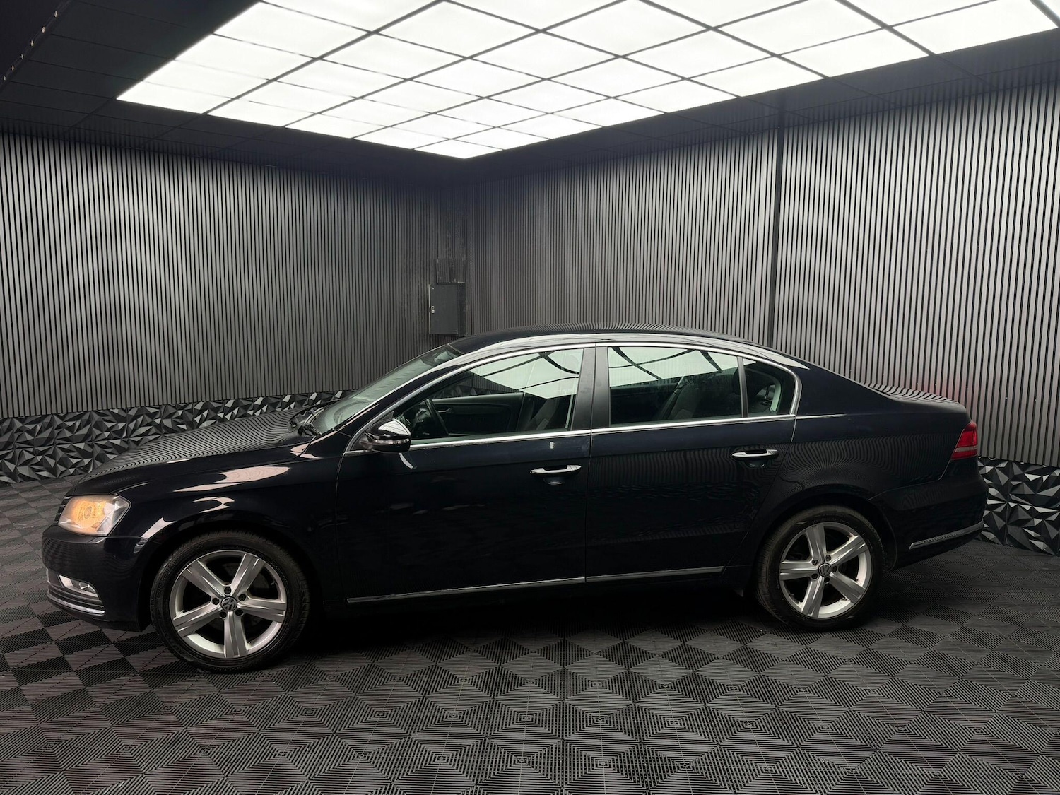 Used Volkswagen Passat 2012 for sale - 77909326: Photo 5