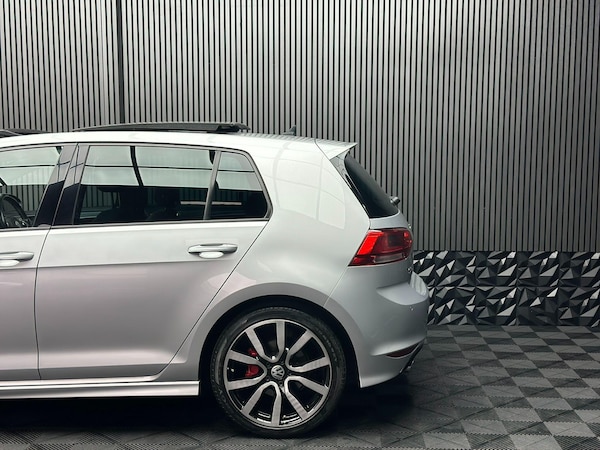 Used Volkswagen Golf 2016 for sale - 76317937: Photo 16