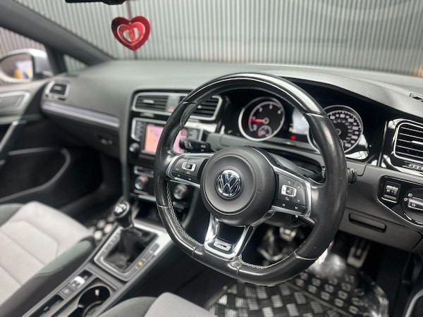 Used Volkswagen Golf 2016 for sale - 76317937: Photo 23