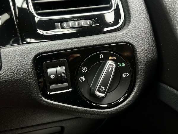Used Volkswagen Golf 2016 for sale - 76317937: Photo 33