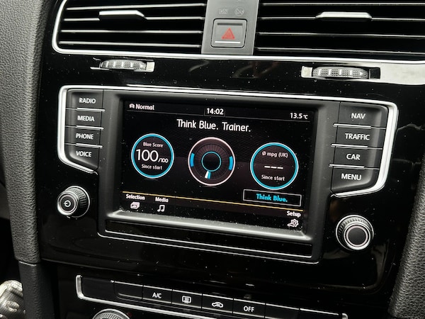 Used Volkswagen Golf 2016 for sale - 76317937: Photo 75