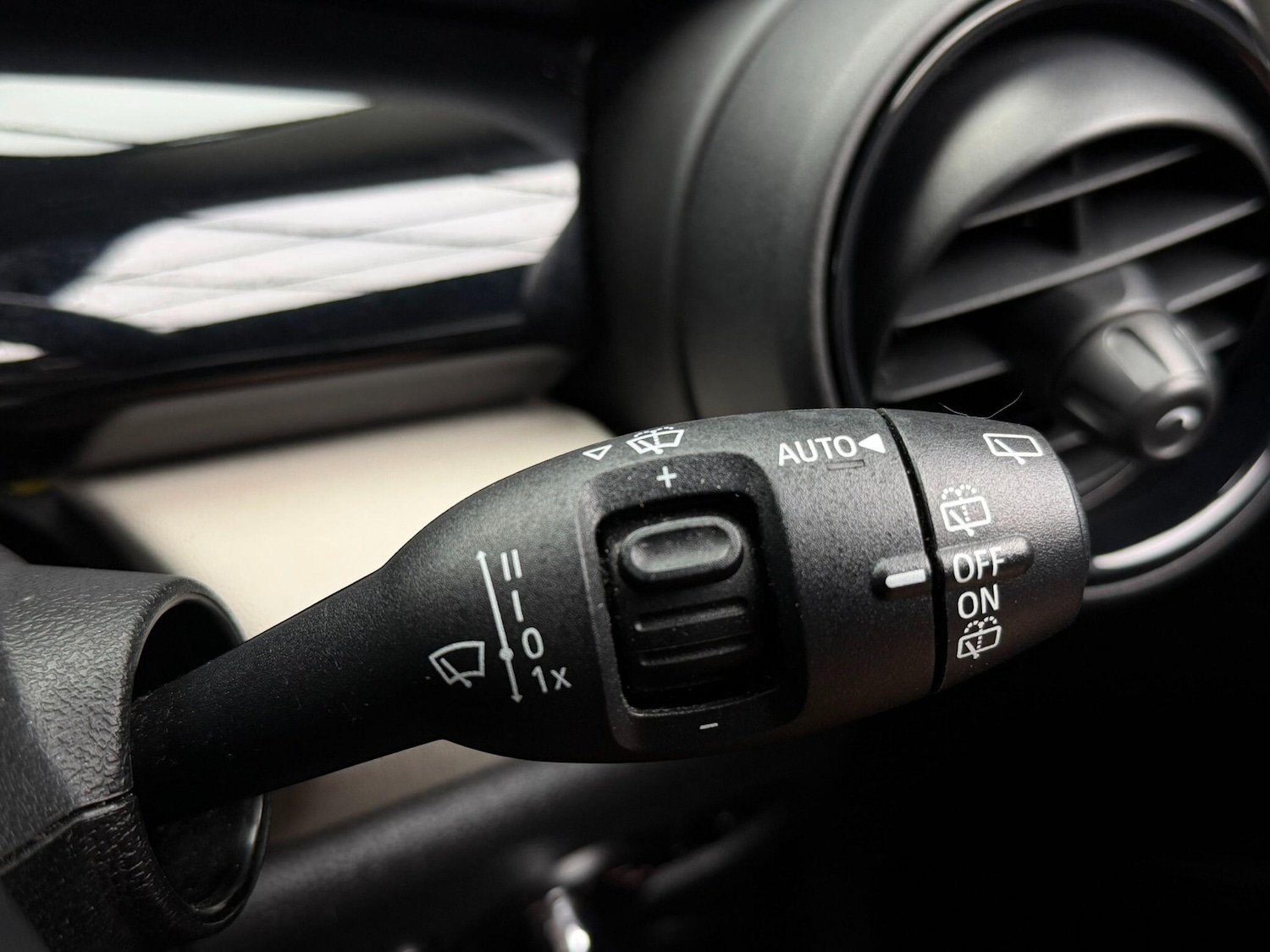 Used MINI Hatch 2015 for sale - 76993851: Photo 31