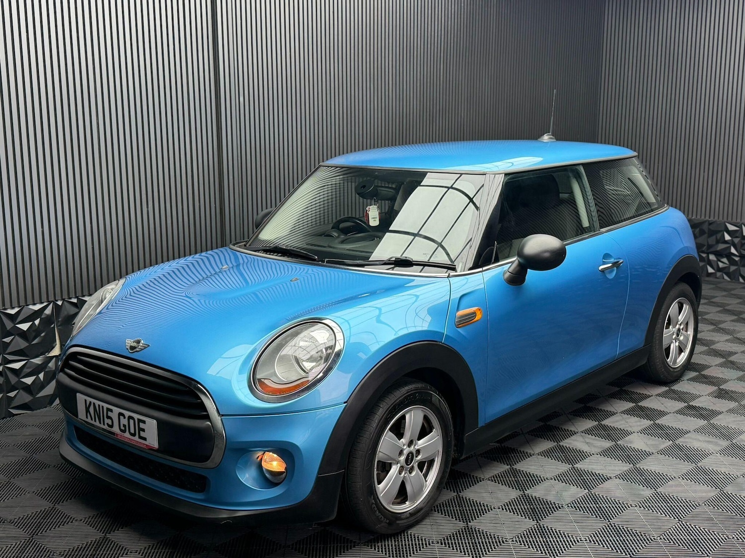 Used MINI Hatch 2015 for sale - 76993851: Photo 4