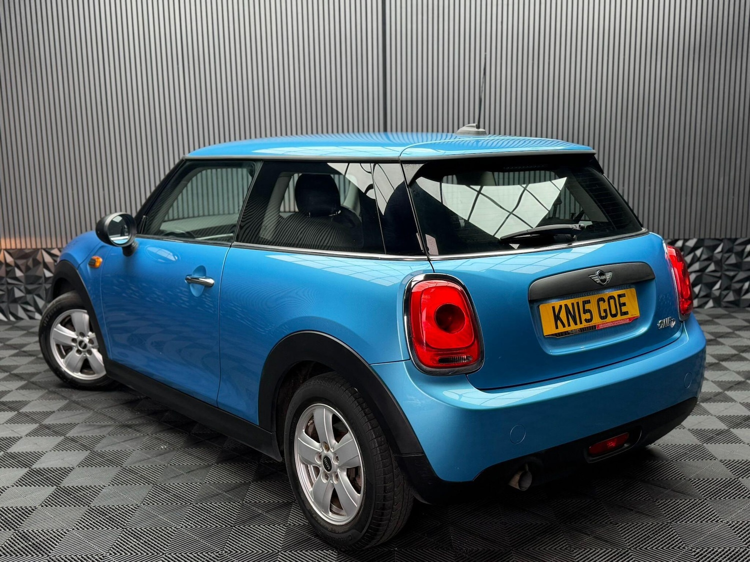 Used MINI Hatch 2015 for sale - 76993851: Photo 5