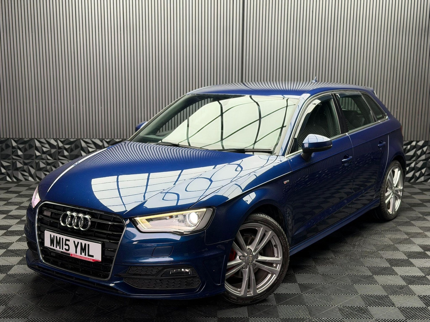Used Audi A3 2015 for sale - 77559377: Photo 4