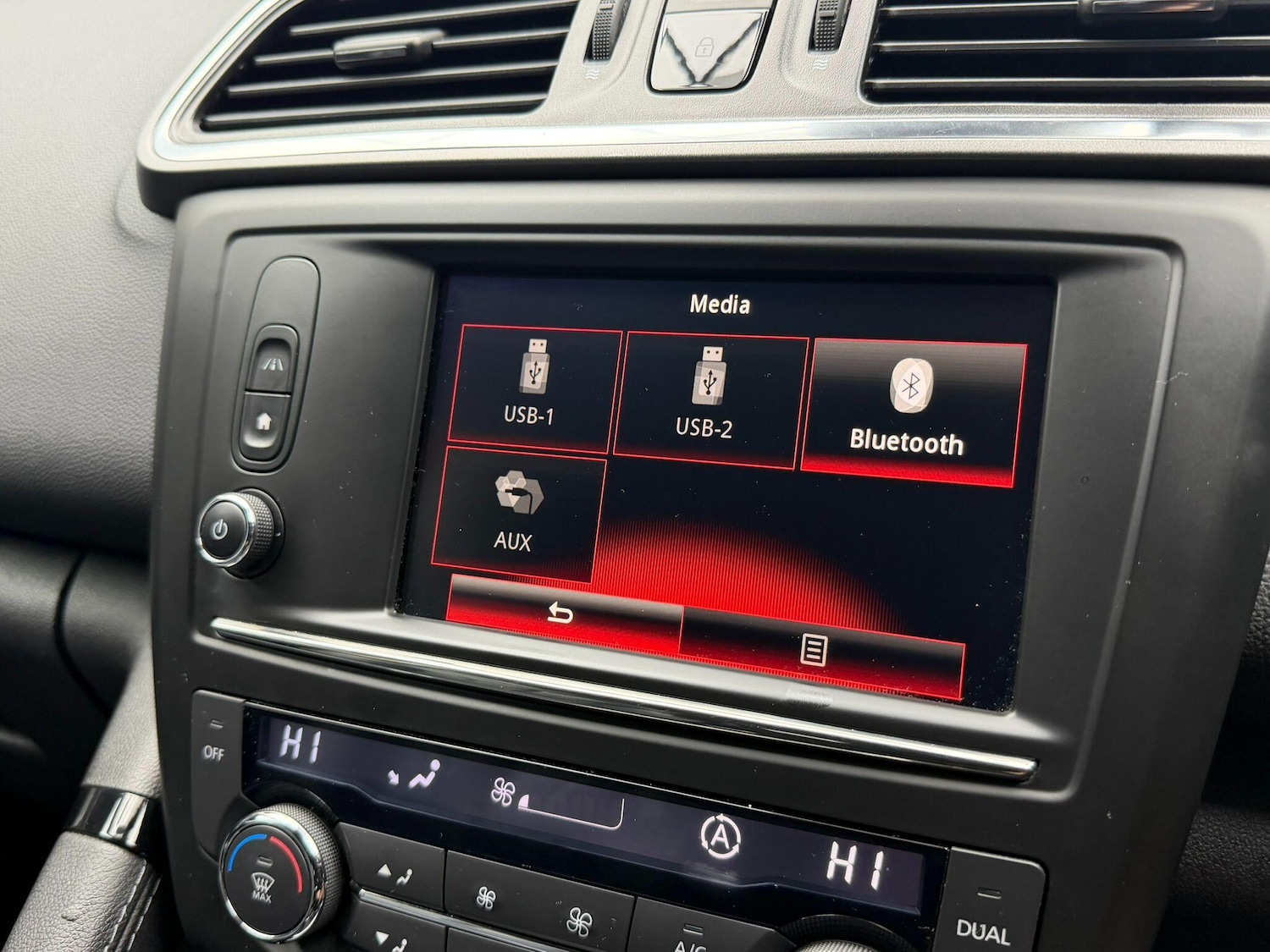 Used Renault Kadjar 2017 for sale - 77647003: Photo 45